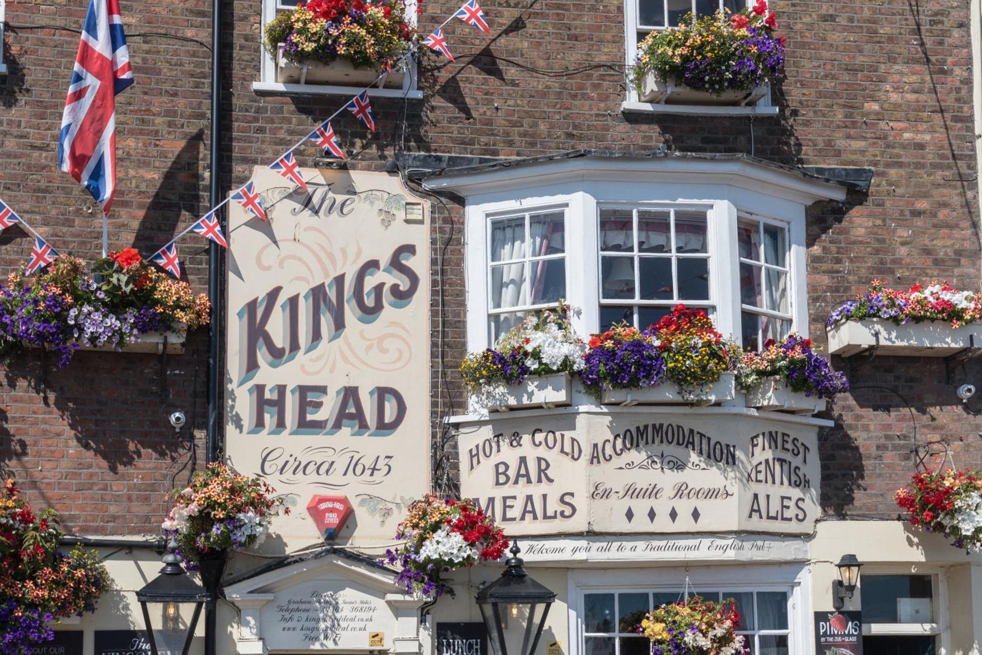 The Kings Head Panzió Deal Kültér fotó