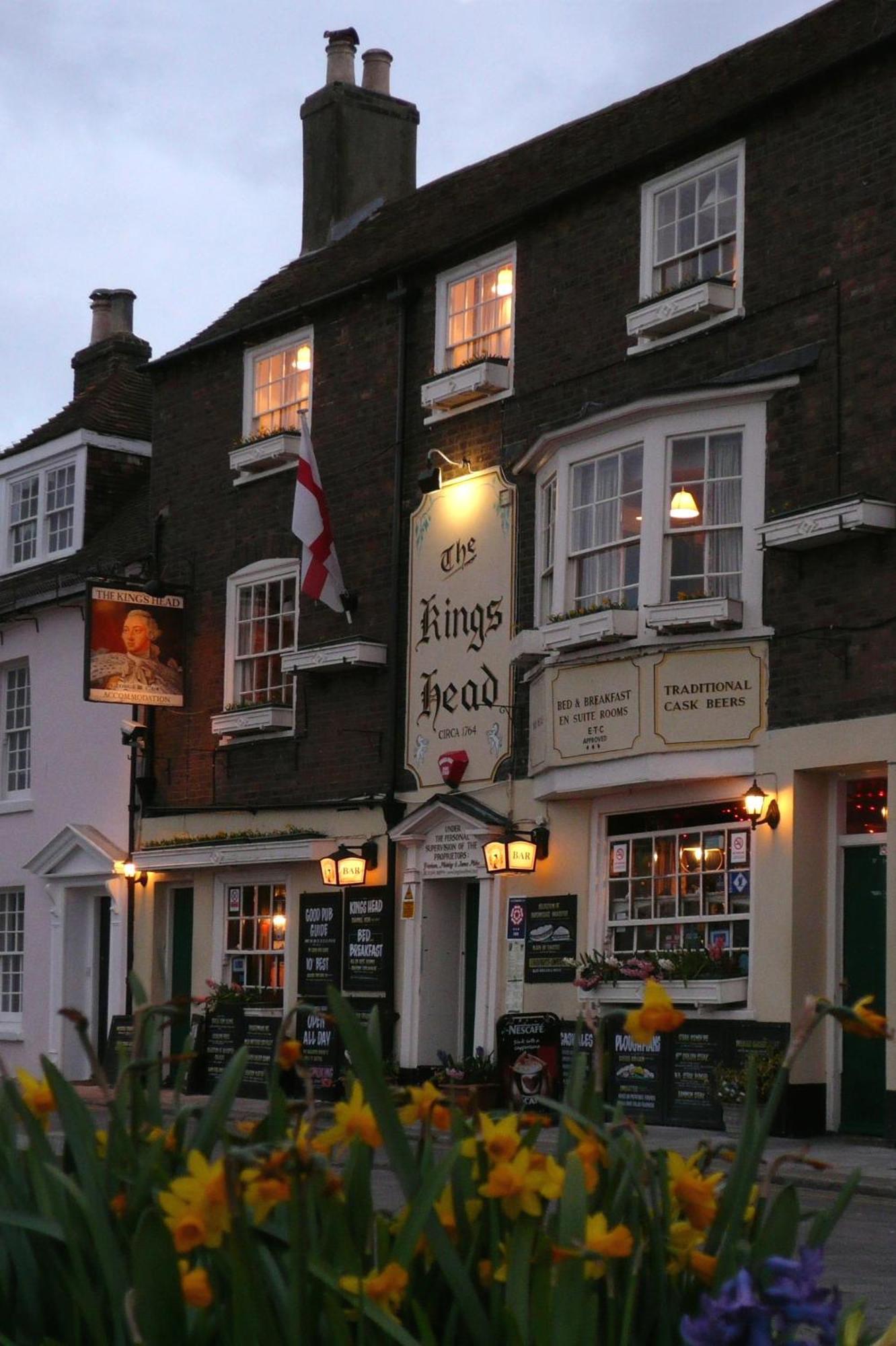 The Kings Head Panzió Deal Kültér fotó